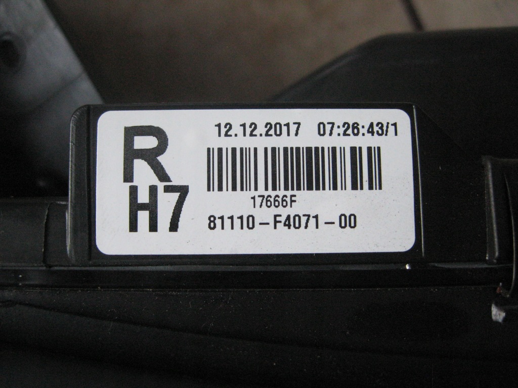 фото №14, Левая правая лампа - full led - toyota c-hr - chr