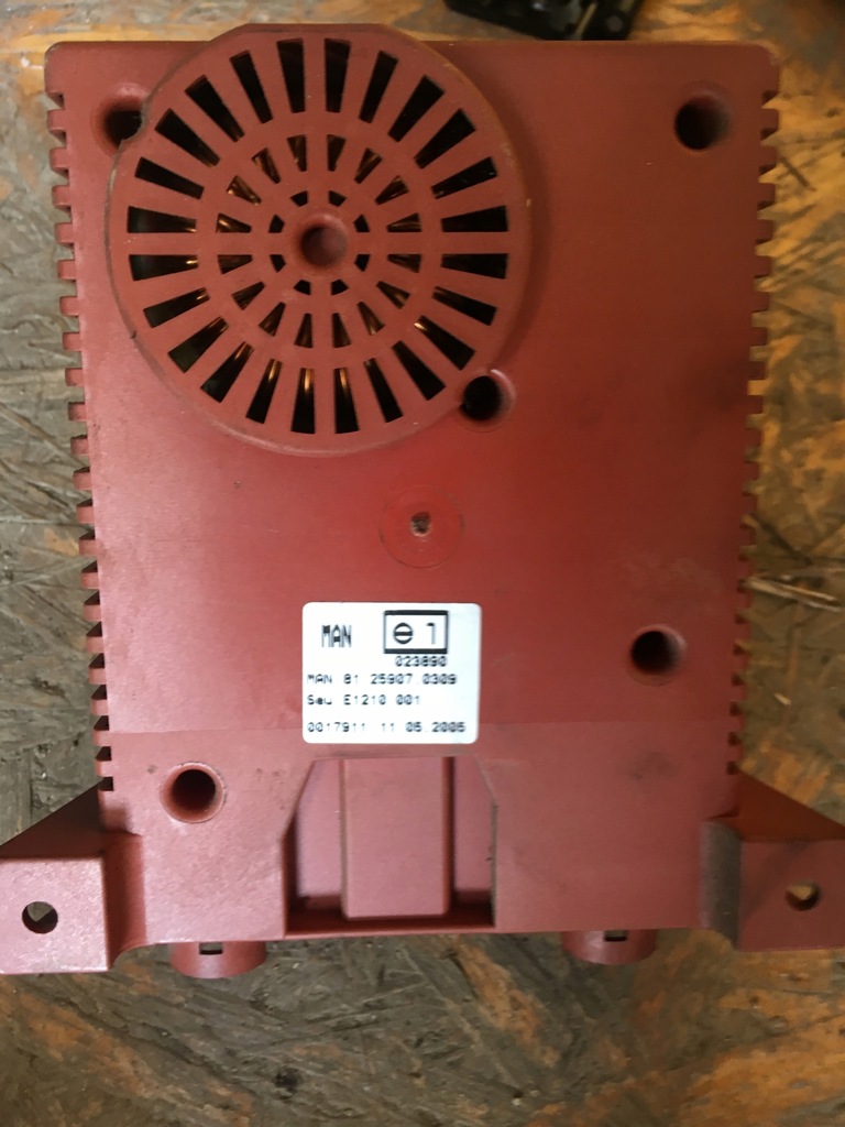 фото №1, Man tga tga преобразователь напряжения