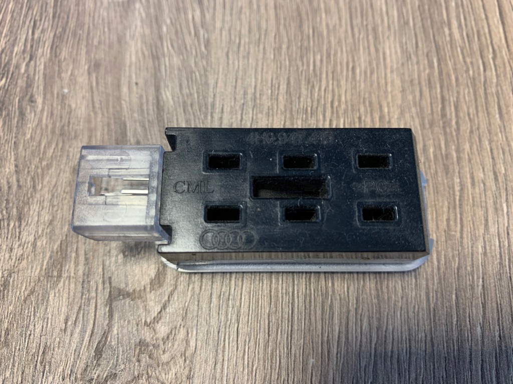 фото №1, Лампа led audi a8 d4 4h0947415