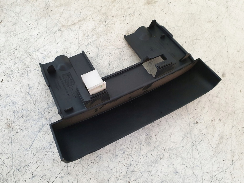 фото №3, Защита заглушка renault grand scenic ii 8200141045