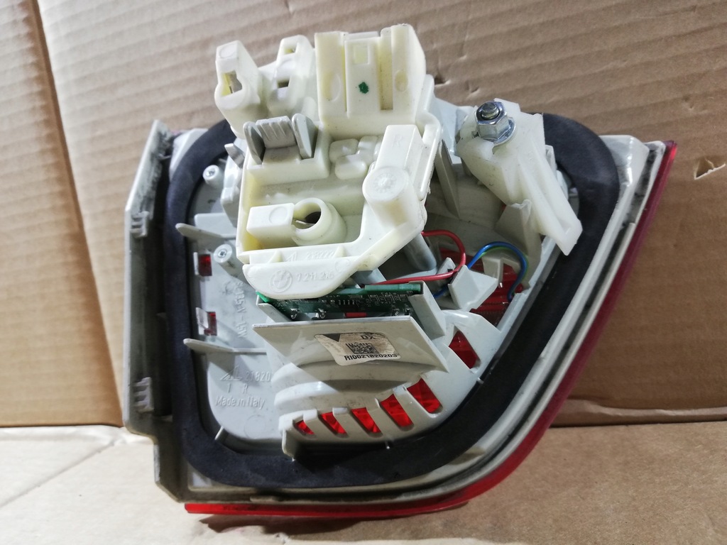 фото №10, Bmw 3 e91 e91 lift kombi led лампа права задня задня