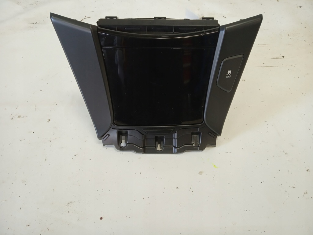 фото №1, Hyundai i40 рамка консоль бардачок полиця