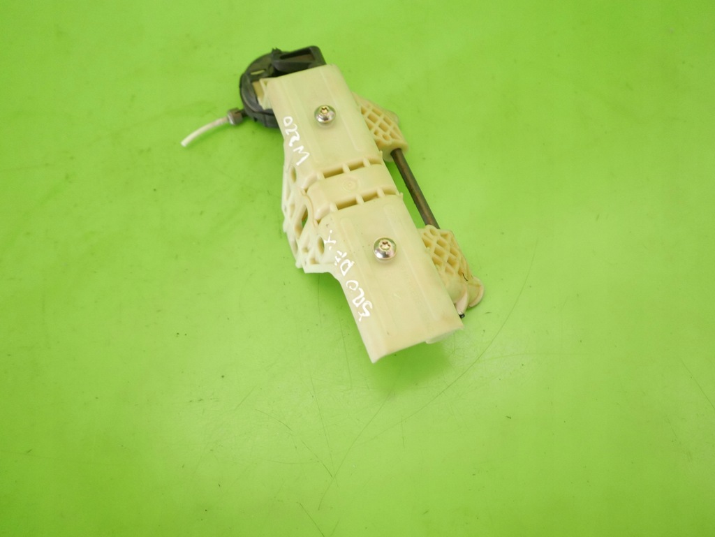 фото №6, Механизм подголовник задняя середина mercedes w220 s400