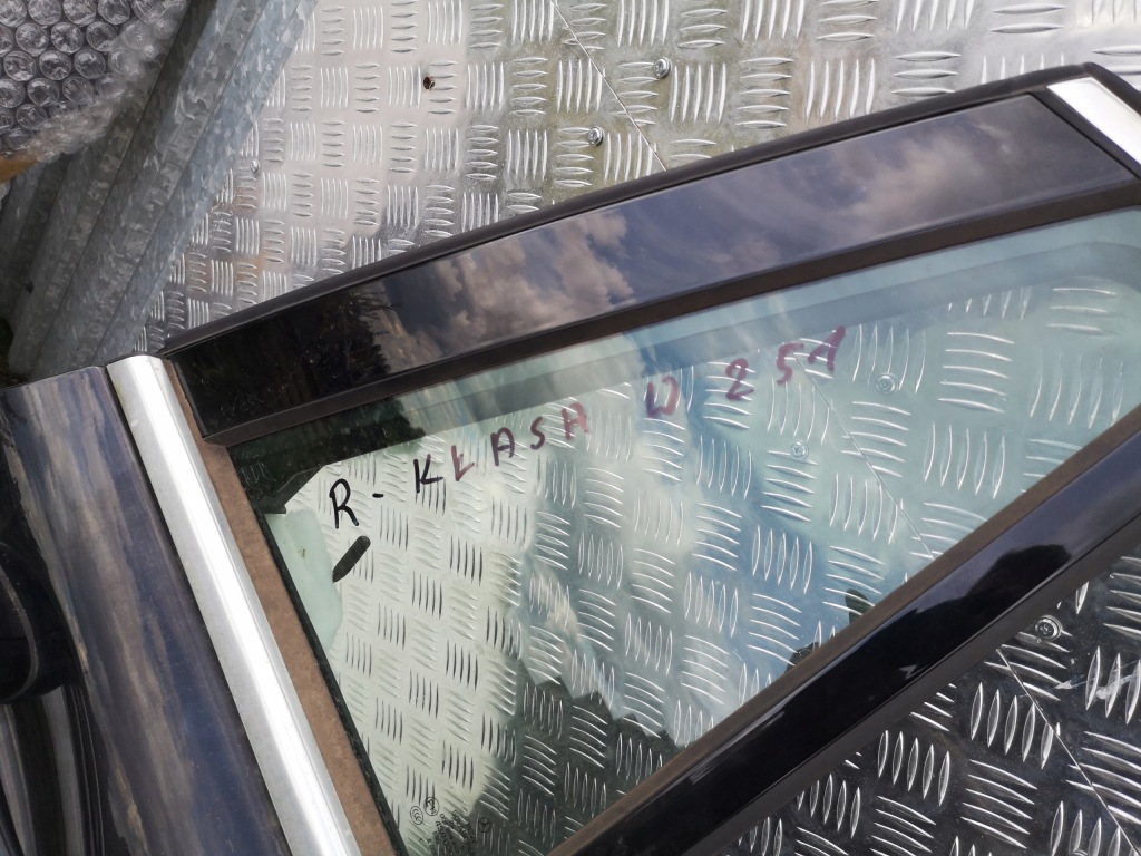 фото №3, Mercedes r-klasa w251 lif long дверь правое задняя 197