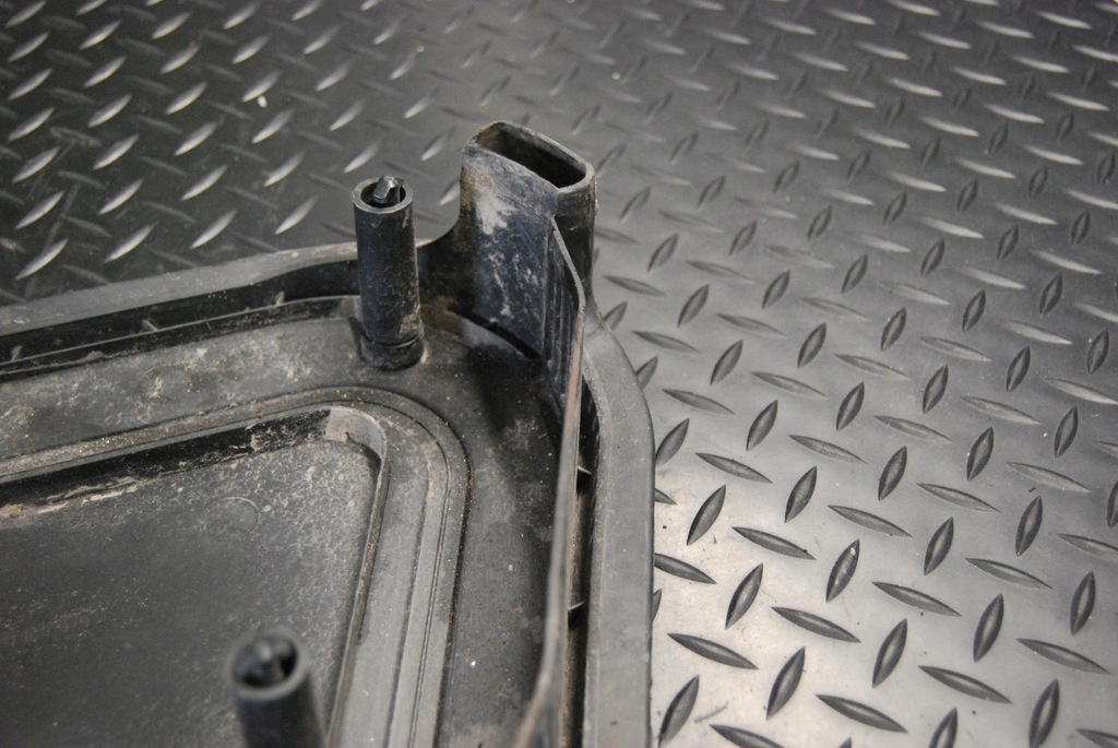 фото №7, Корпус фильтра салонный a8 d3 4e0819647c