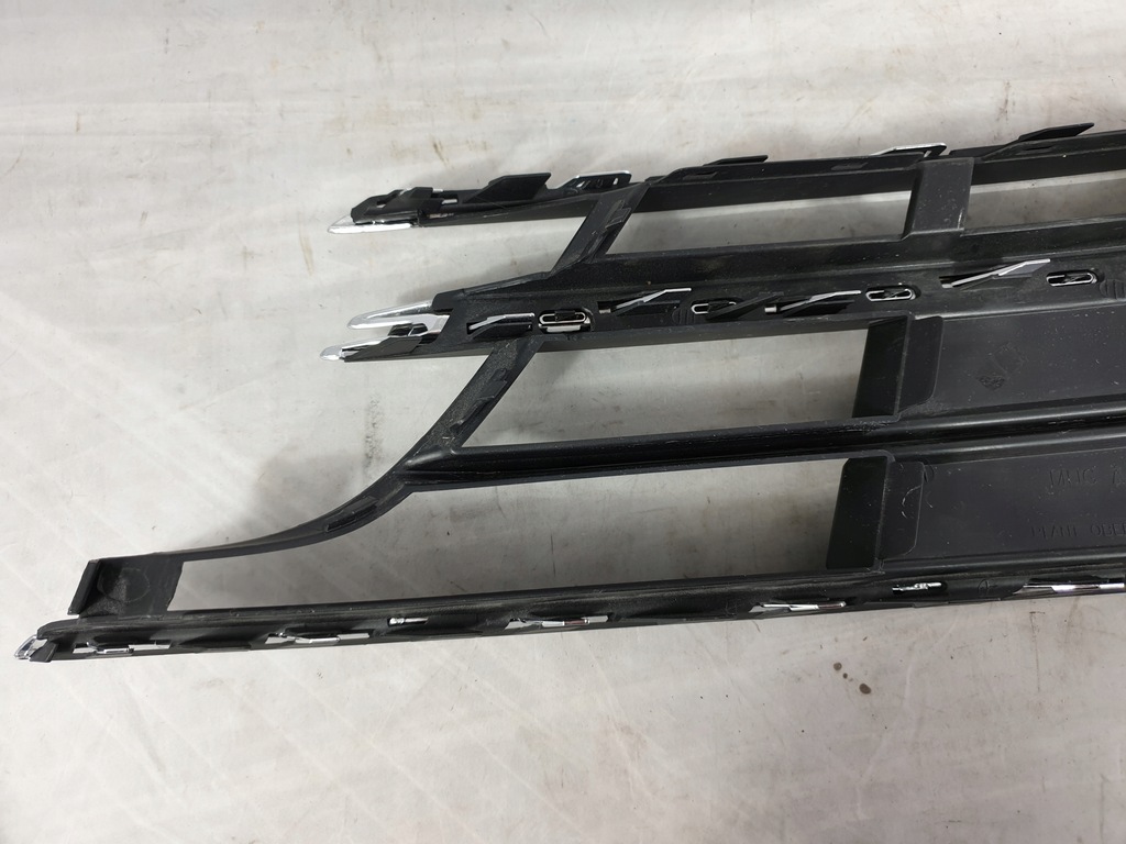 фото №14, Решітка бампера права audi a8 d5 4n0807680