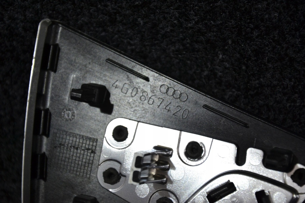 фото №3, Audi a6 c7 dekor двері правий задня 4g0867420