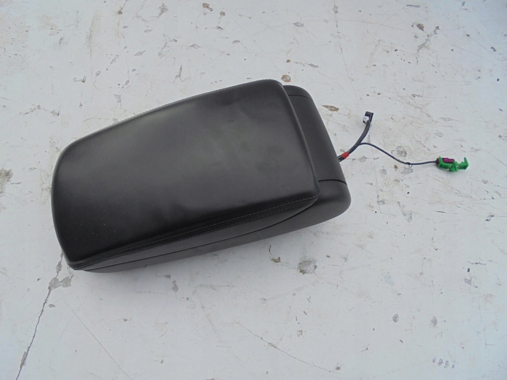 фото №1, Подлокотник кожа audi a6 c6