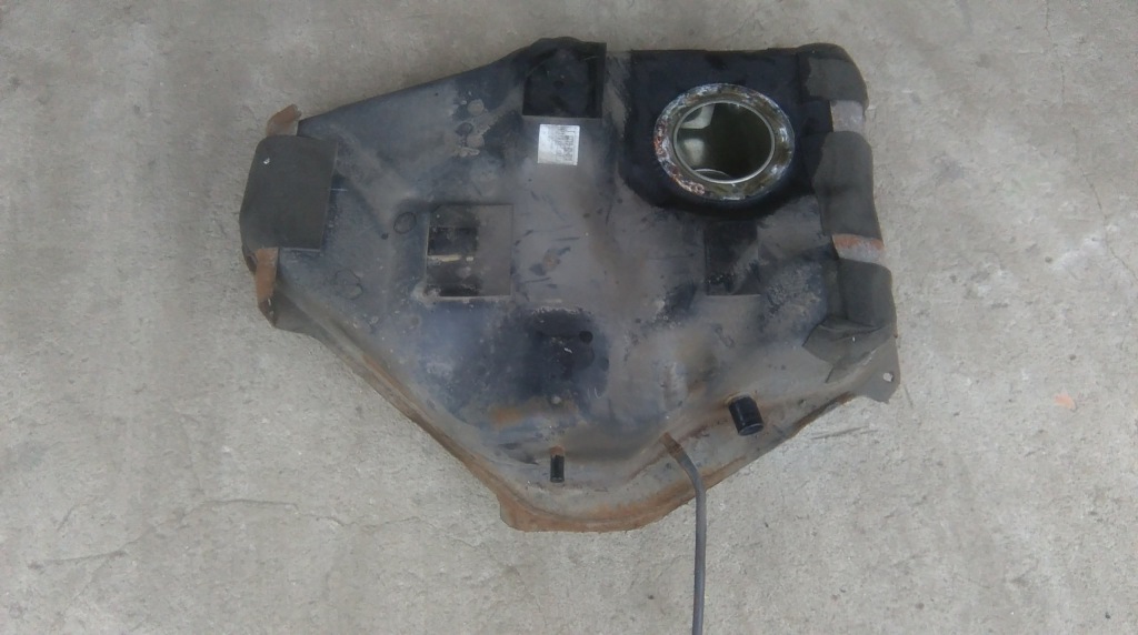 фото №1, Mazda 5 05-10 2.0 b бак bak