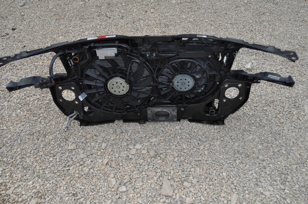 фото №7, Audi a4 b6 cabrio 2.4 pas передний радиатор automa