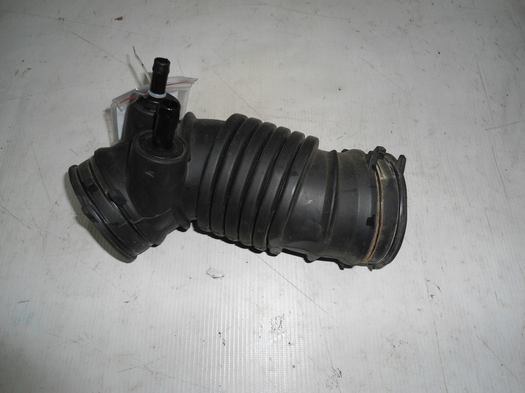 фото №1, Резиновый элемент впуска воздуха hyundai i40 2018 2.0 gdi