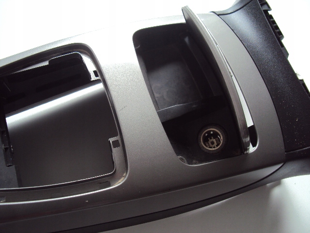 фото №5, Подлокотник туннель renault laguna iii 4управление