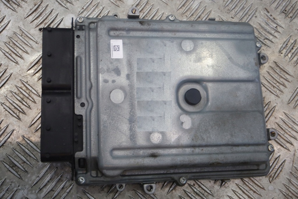 фото №1, Блок управления двигателя ecu mercedes-benz оригинальный номер a1779005401