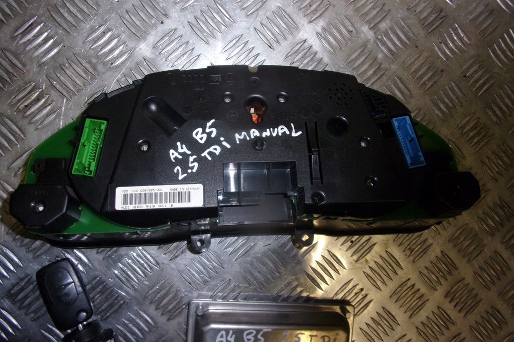 фото №5, Бортовий комп'ютер набір стартовий імобілайзер 2.5 tdi audi a4 b5