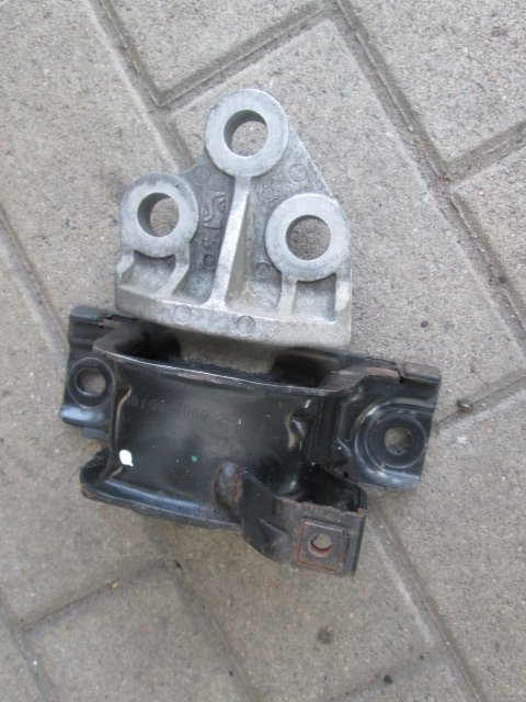 фото №1, Кронштейн подушка двигателя alfa romeo mito 1.6 jtdm