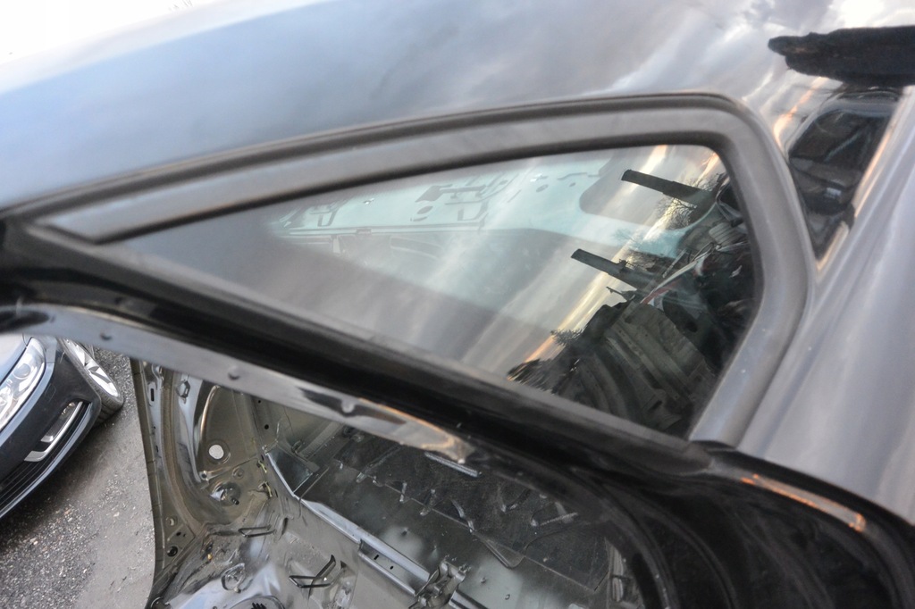 фото №4, Скло кузовна права ліва vw passat b7 usa 2013