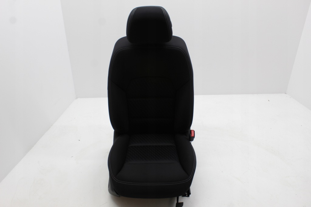 фото №5, Infiniti q30 сидіння з підігрівом kpl оббивка