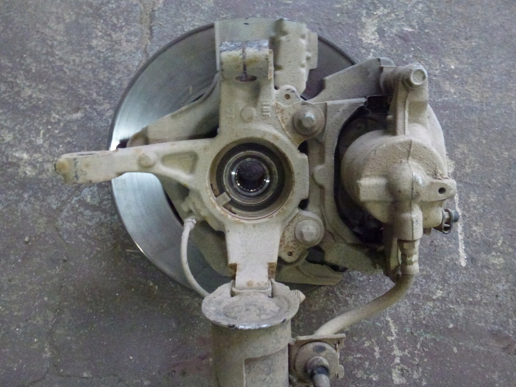 фото №5, Амортизаторна стійка поворотний кулак правий перед fiat 500l 1.3 mj