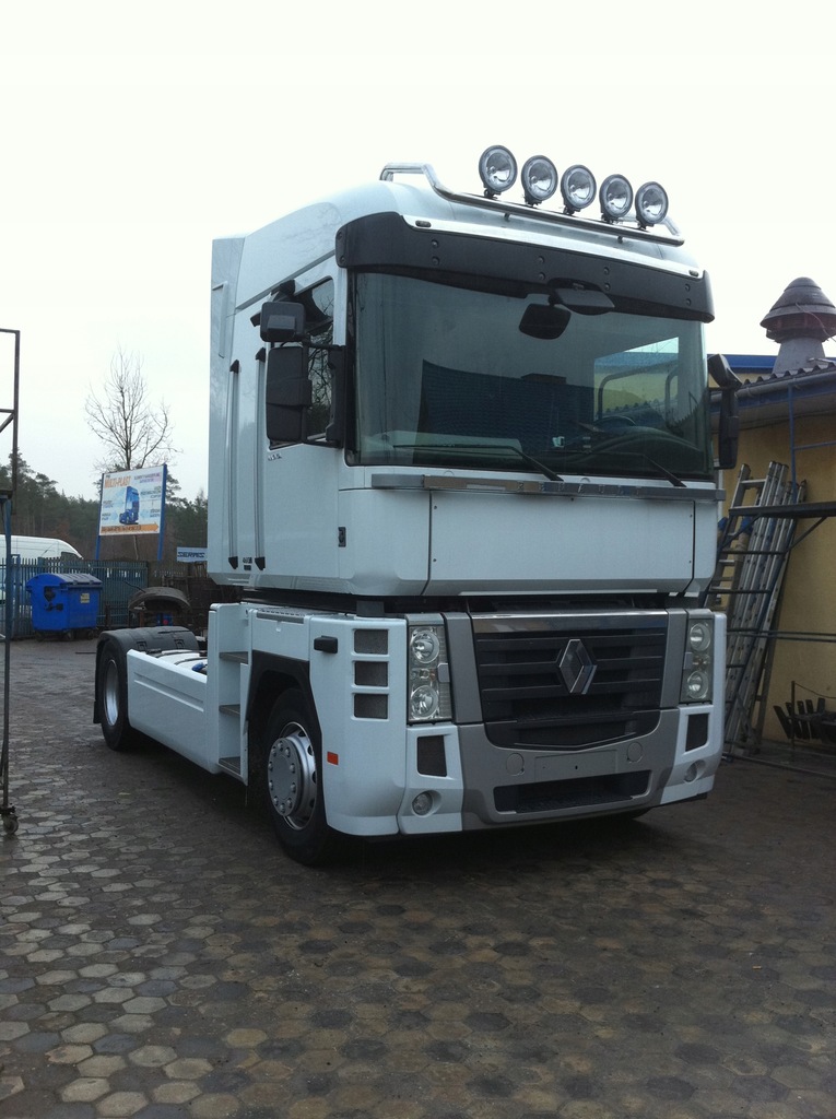 фото №9, Renault magnum надбудова захист międzyosiowe спойлери спойлери вітровики