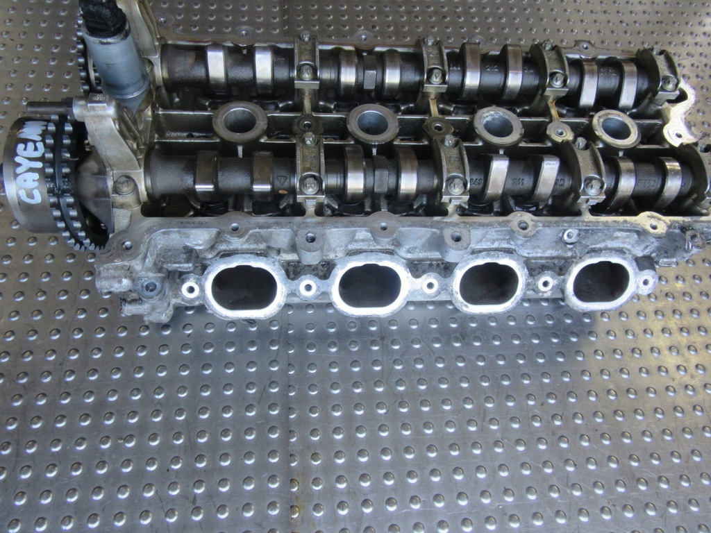 фото №7, Porsche cayenne 4.5i 2006 головка двигуна права