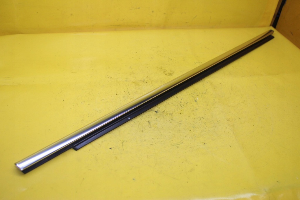 фото №2, Молдинг правый перед передний maserati ghibli