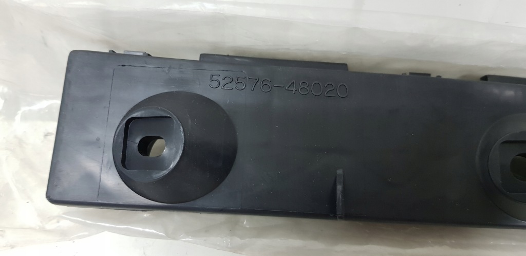 фото №4, Lexus rx 03-08 напрямна кронштейн бампер крила задня