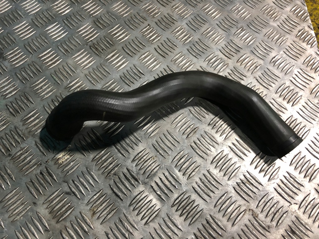 фото №1, Mercedes slk r170 lift пабтрубок  шланг воды водяной 3,2