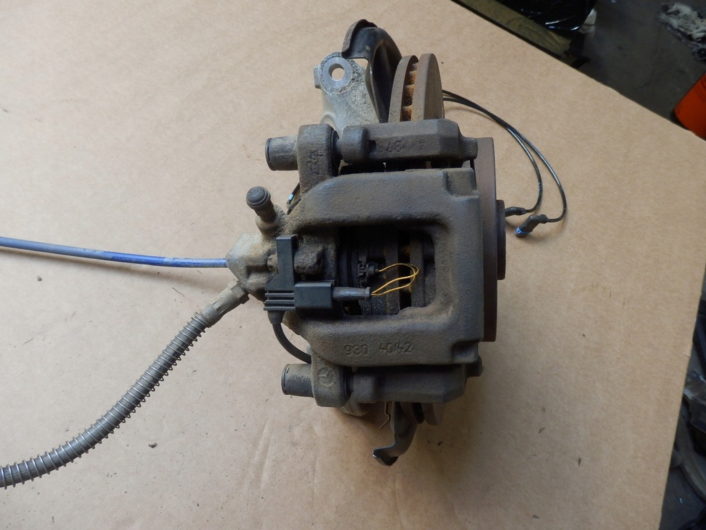 фото №6, Mercedes glk 3,0 v6 поворотный кулак правая ступица задняя