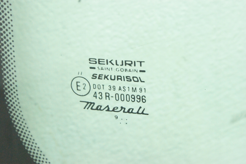 фото №4, Стекло лобовое оригинал maserati 3200gt