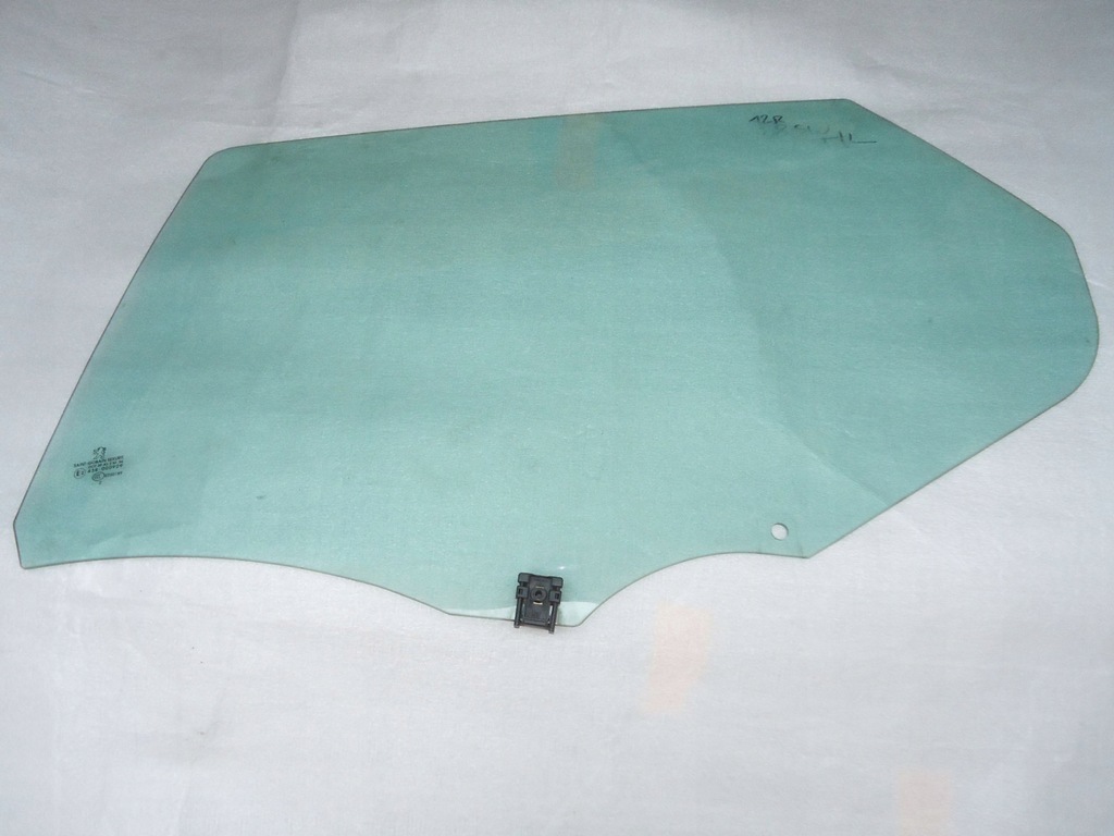 фото №1, Peugeot 508 sw 2011r стекло дверь задняя левый