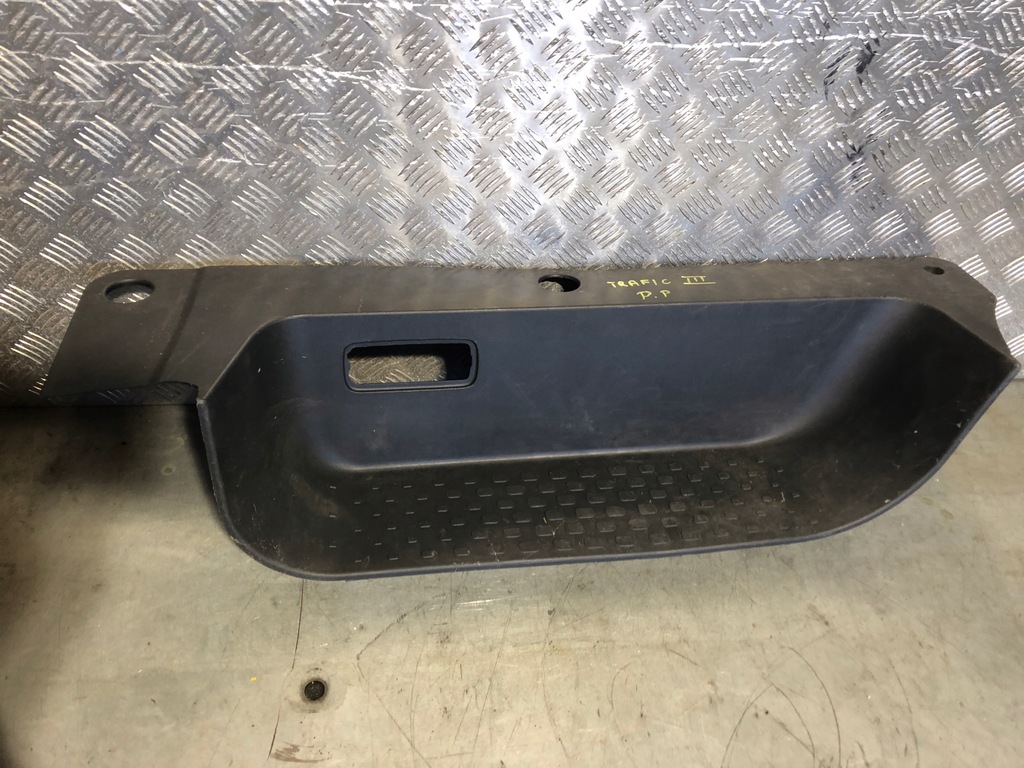 фото №1, Trafic iii vivaro подножка правый защита порог порог