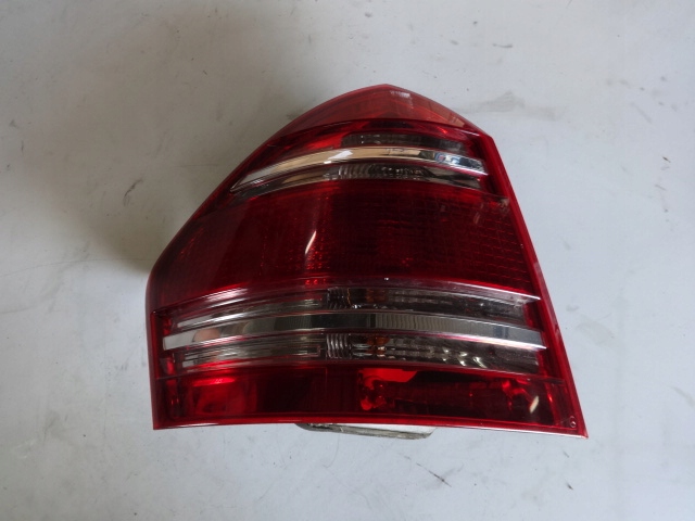 фото №1, Mercedes gl x164 06r- лампа левая задняя задняя