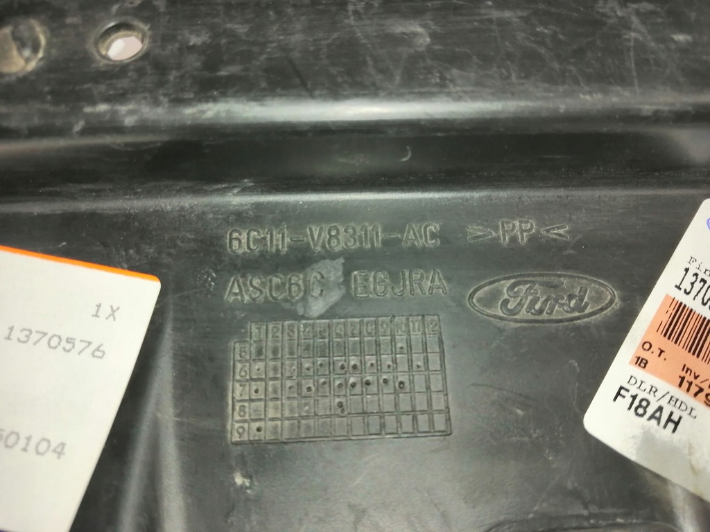 фото №6, Дефлектор правый радиатора ford transit 06- 1370576