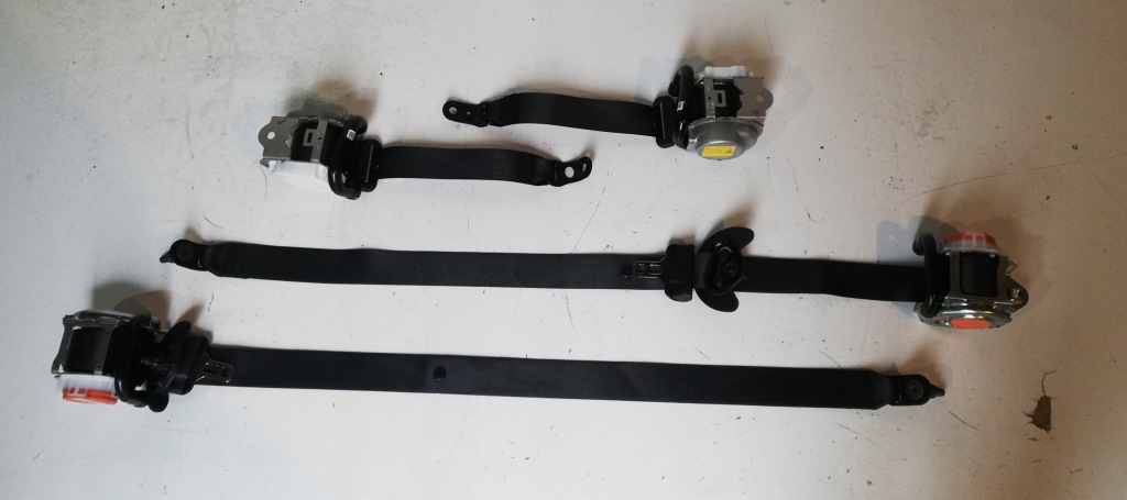 фото №1, Mercedes 177 a-klasa подушка безпеки ремені безпеки