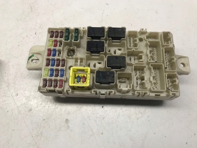 фото №1, Mitsubishi space star 2013- коробка запобіжників