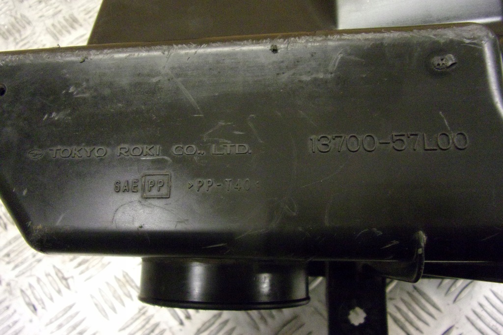 фото №7, Корпус фільтра повітря suzuki kizashi 2.4 b 09-