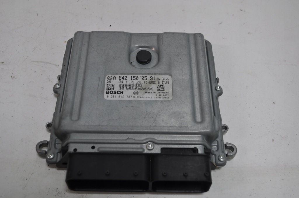 фото №1, Бортовий комп'ютер mercedes a6421500591 0281012787 w211