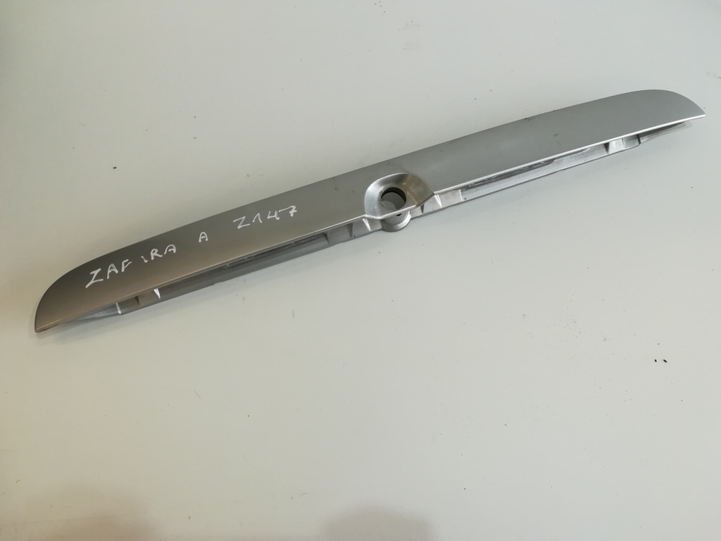 фото №1, Накладка молдинг кришки багажника opel zafira a z147