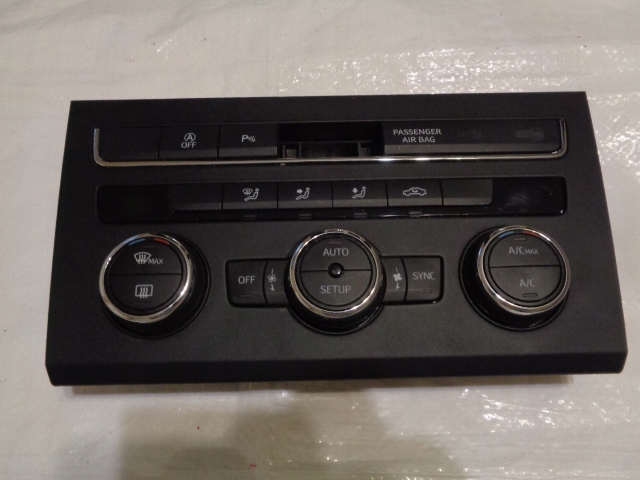 фото №1, Seat leon iii панель кондиционера 5f0907044d