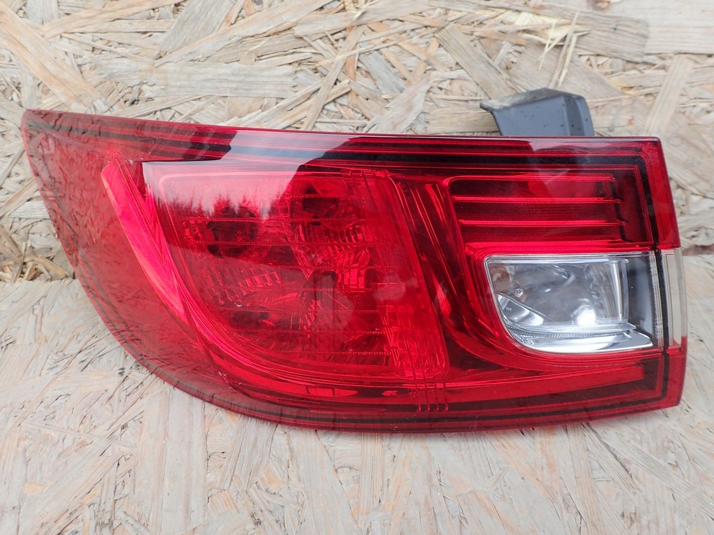 Купити Ліхтар ліва задня задній renault clio iv hb 265553752r