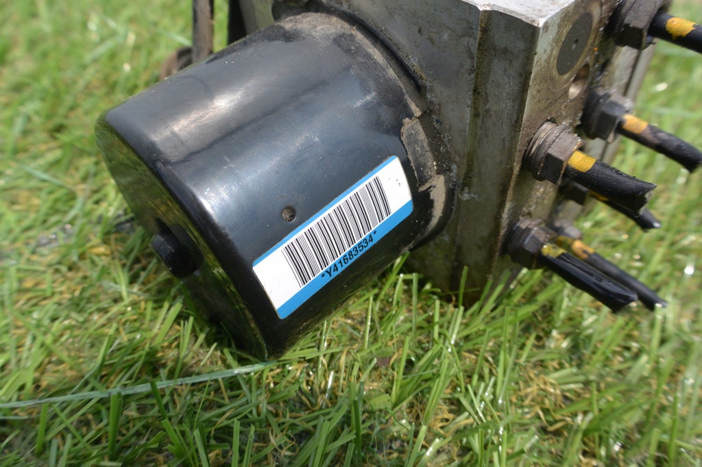 фото №9, Volkswagen оригинальный номер 3c0614109af насос abs