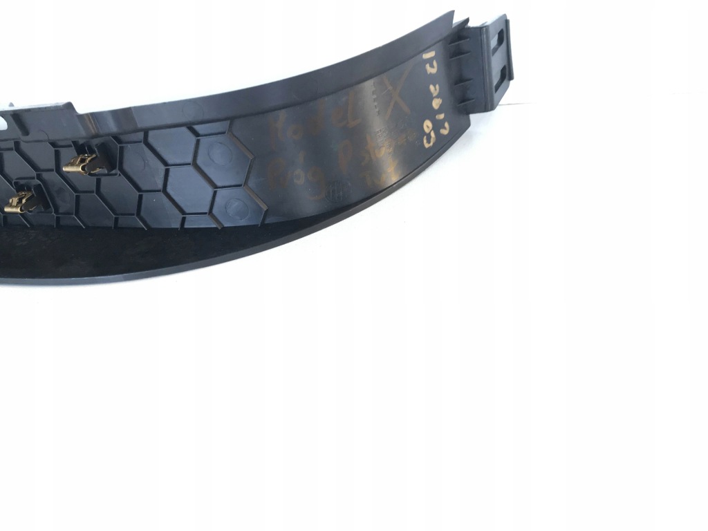 Накладка порог задняя правая пластиковая tesla x Недорого