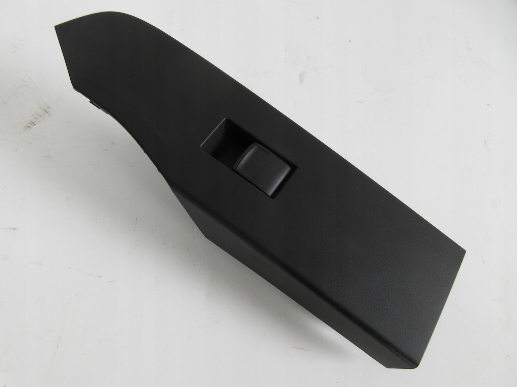 фото №1, Auris ii переключатель стекло правый перед bez авто