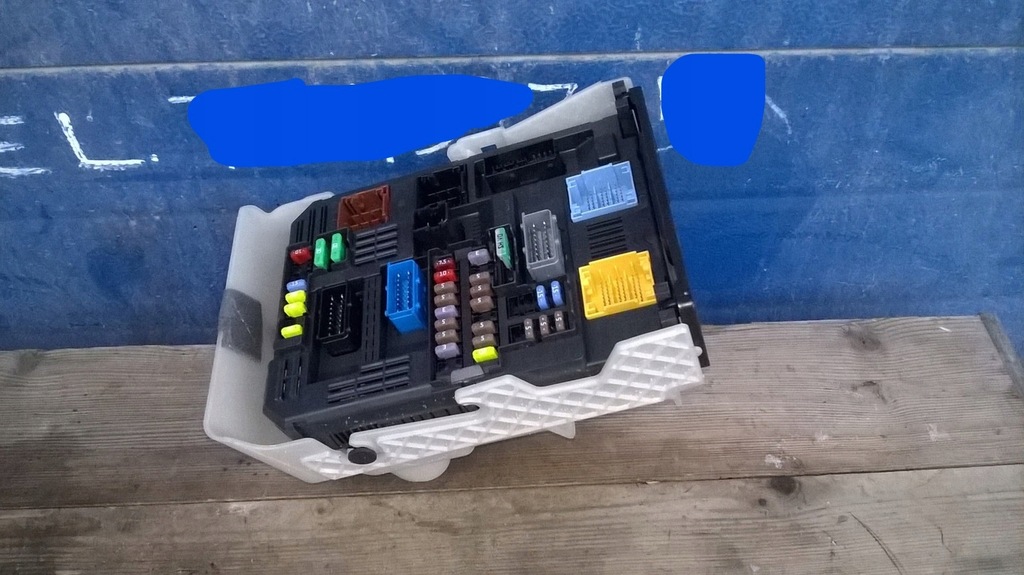 фото №1, Коробка предохранителей citroen c3 iii 2017