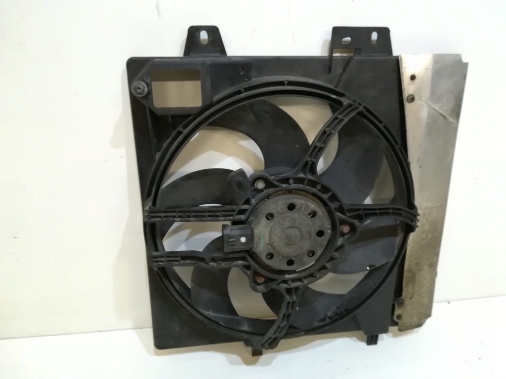 фото №1, Корпус вентилятор радиатора peugeot 207 1.4