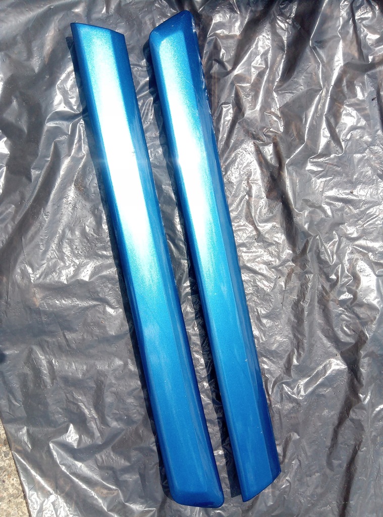 фото №1, Молдинг крыла правая задняя 8p3853984b audi a3