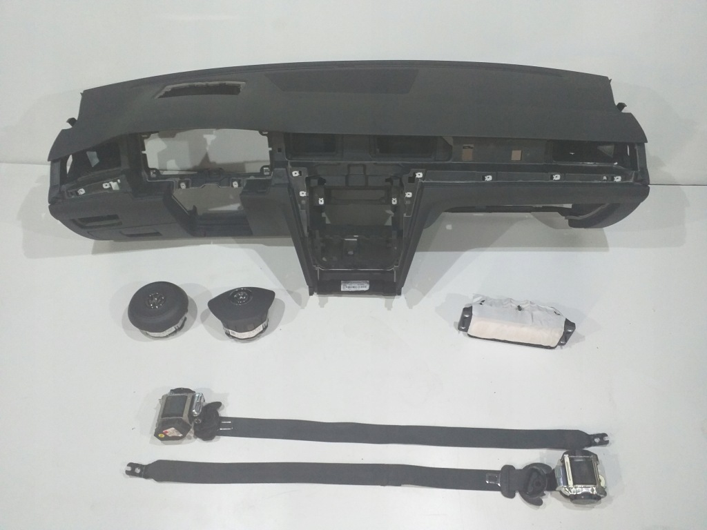 фото №1, Vw arteon панель приладів консоль подушка безпеки подушки безпеки ремені org