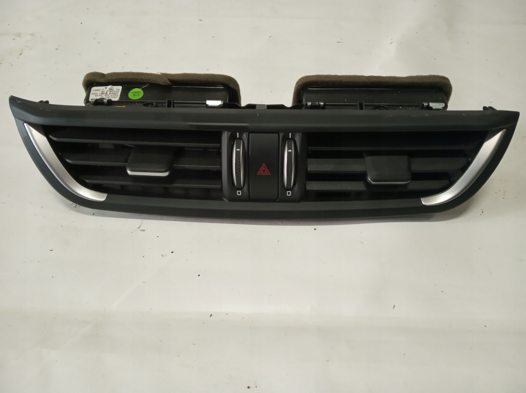 фото №1, Решётка средняя обдув alfa romeo giulia 15-19