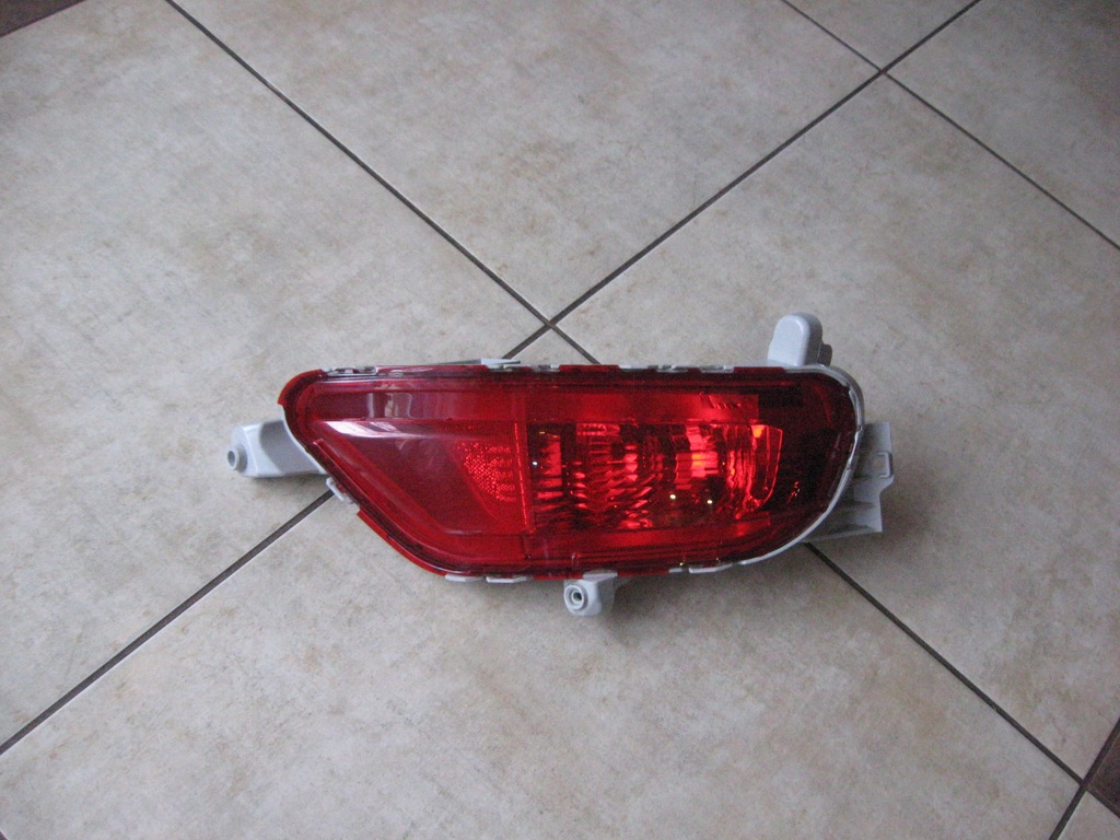 фото №1, Лампа противотуманная правая - mazda cx 5 ii - 2017