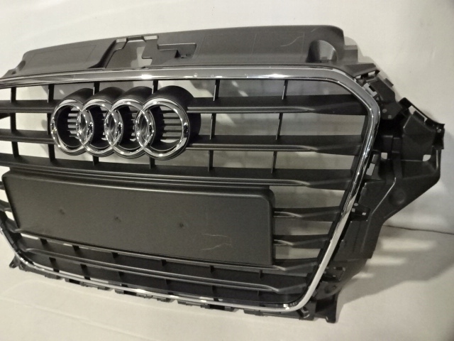 фото №3, Решітка радіатора решітка радіатора audi a3 s-line оригінал хетчбек